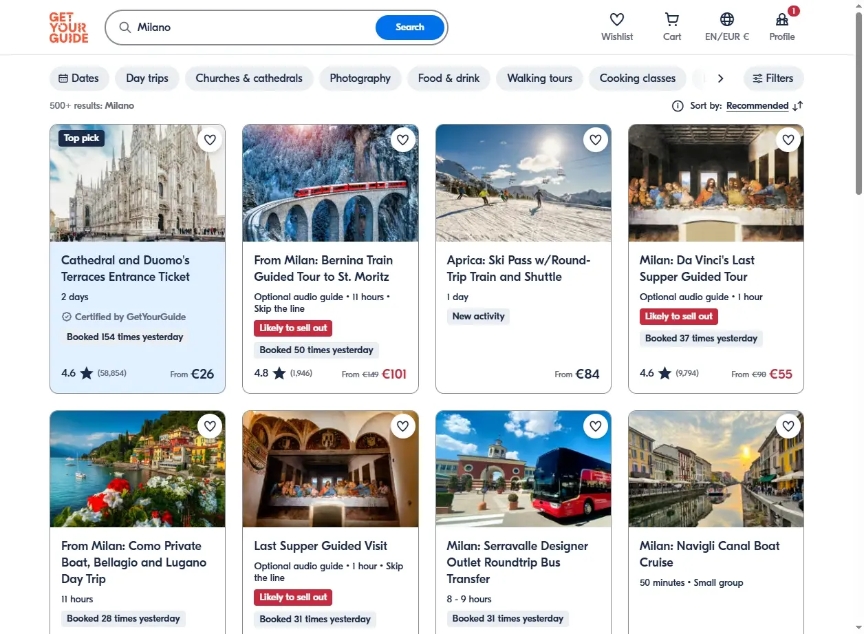 Schermata del sito web che mostra attività turistiche a Milano