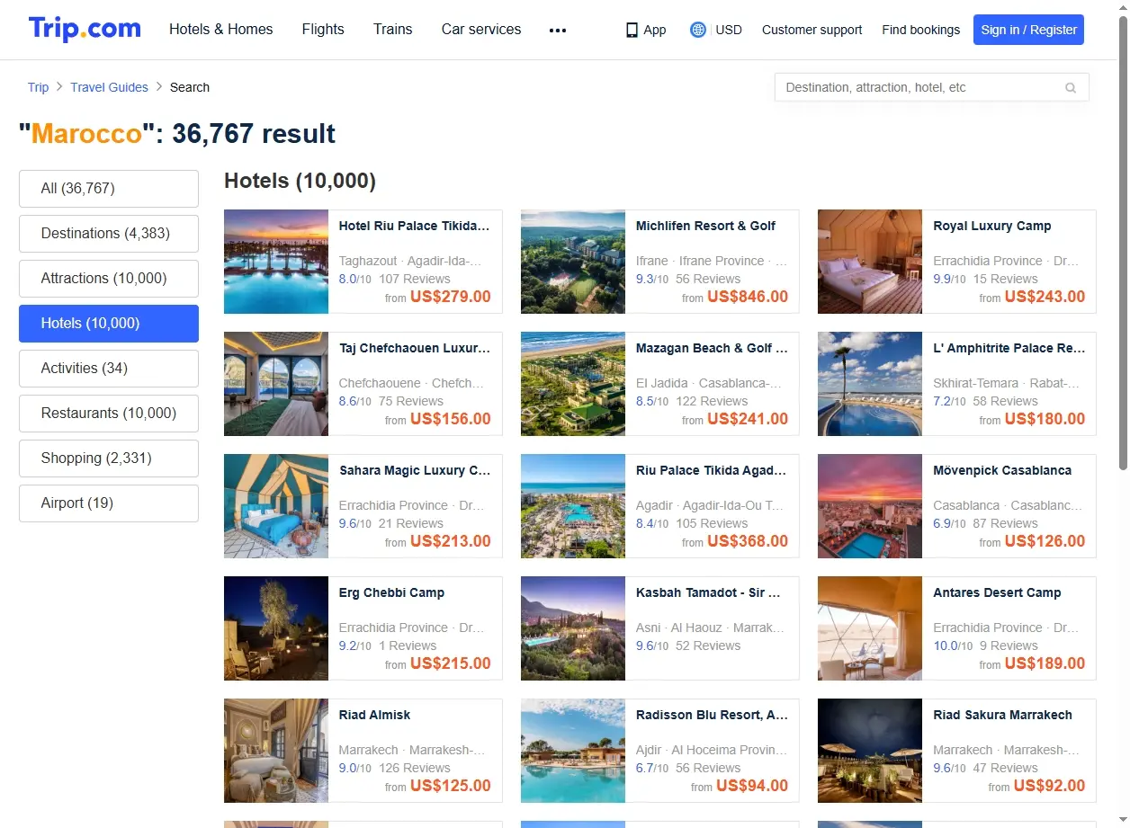 Schermata di offerte hotel in Marocco con immagini di Riad e resort.